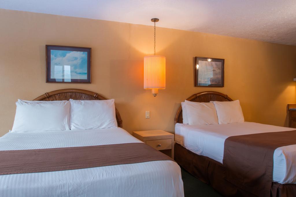 Hi Tide Oceanfront Inn Сисайд Экстерьер фото