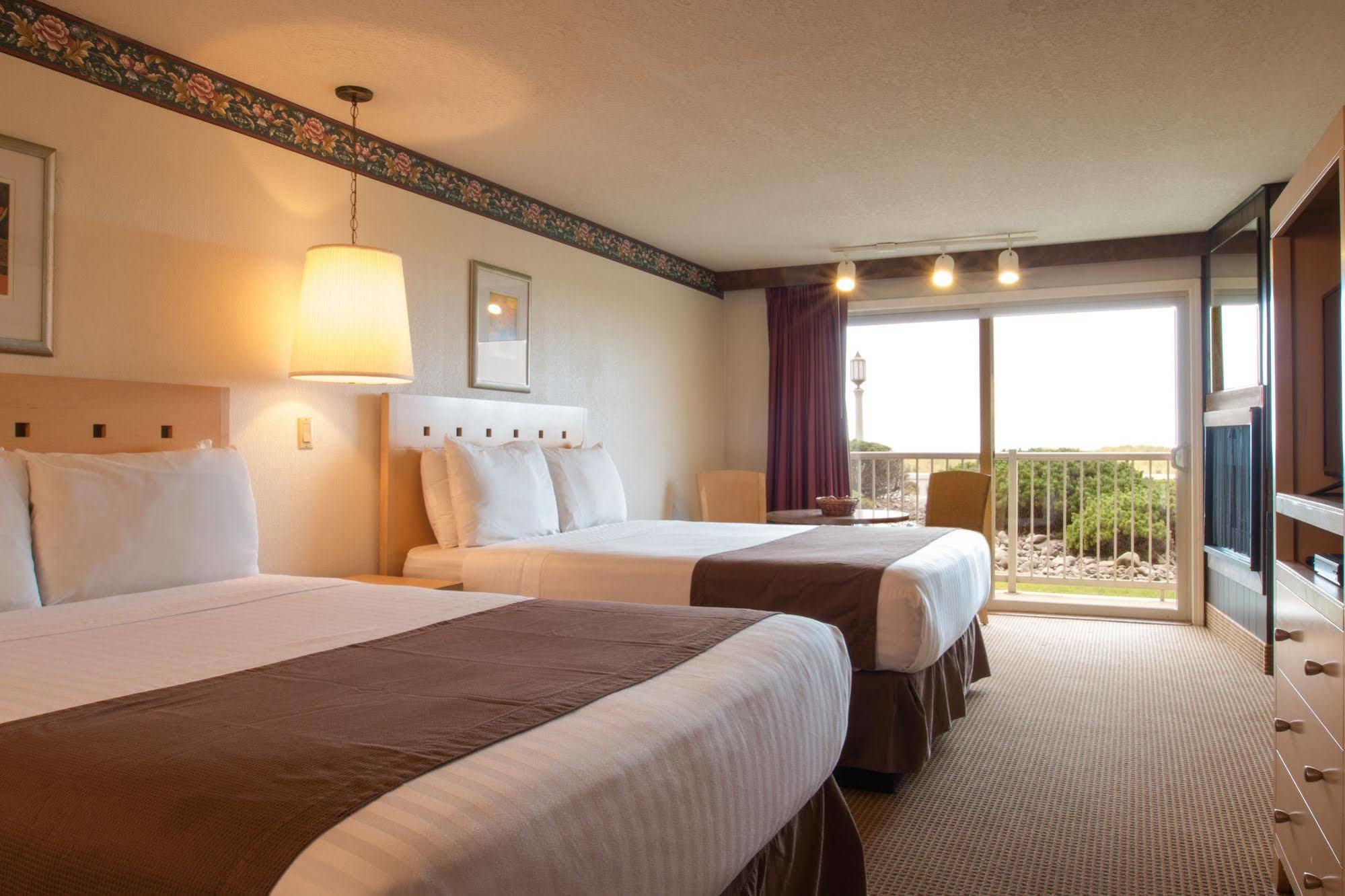 Hi Tide Oceanfront Inn Сисайд Экстерьер фото
